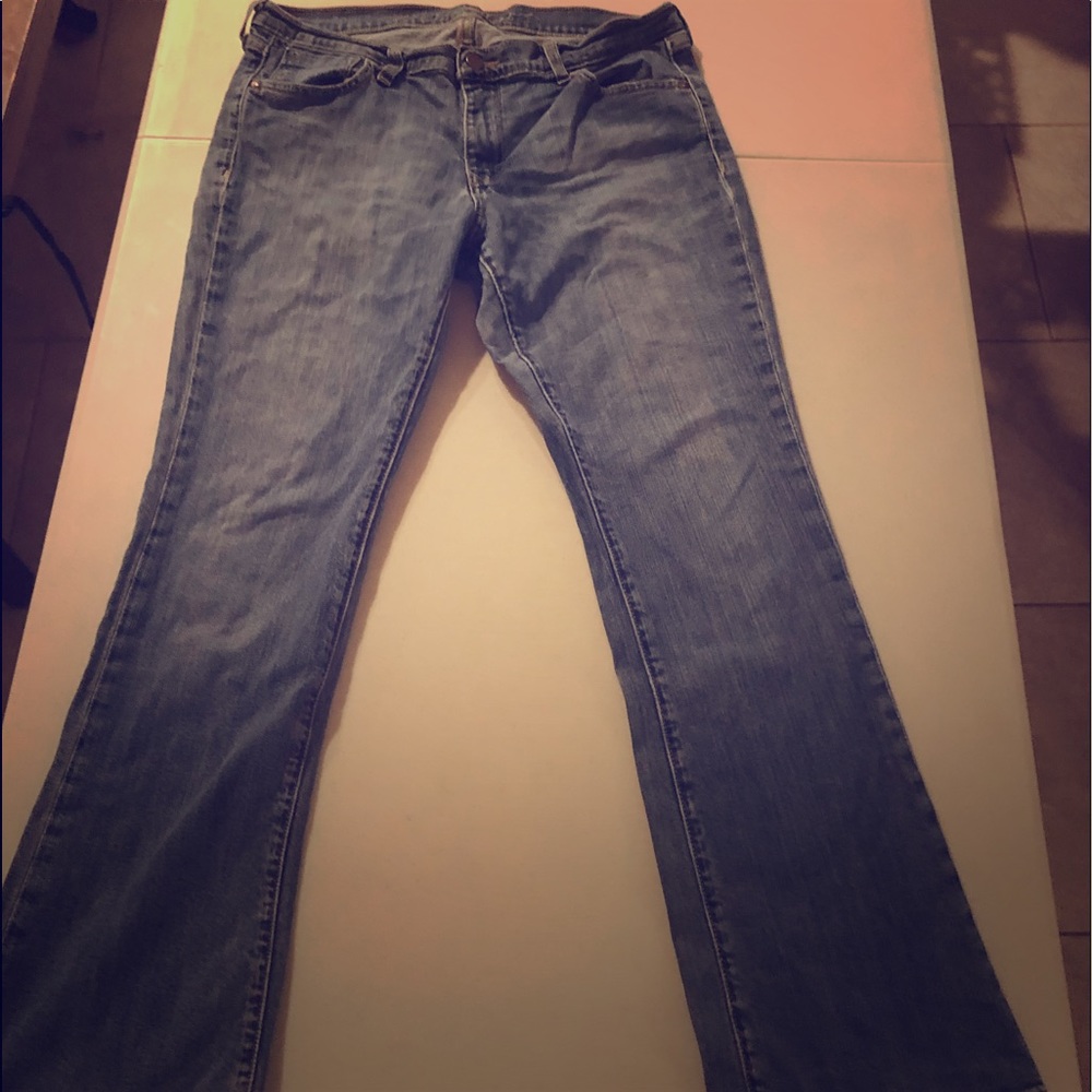 Old Navy Sweetheart Jeans Short